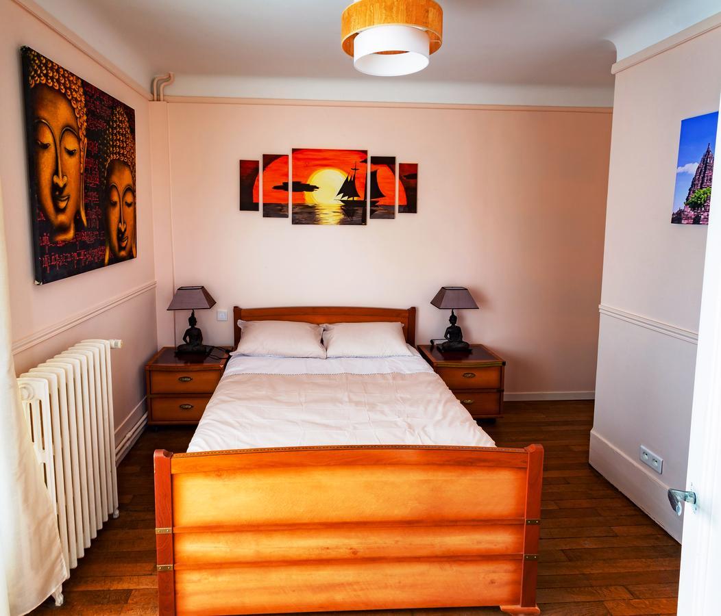 Apakabar Homestay - Proche Gare Melun, Parking Prive, Netflix La Rochette  외부 사진